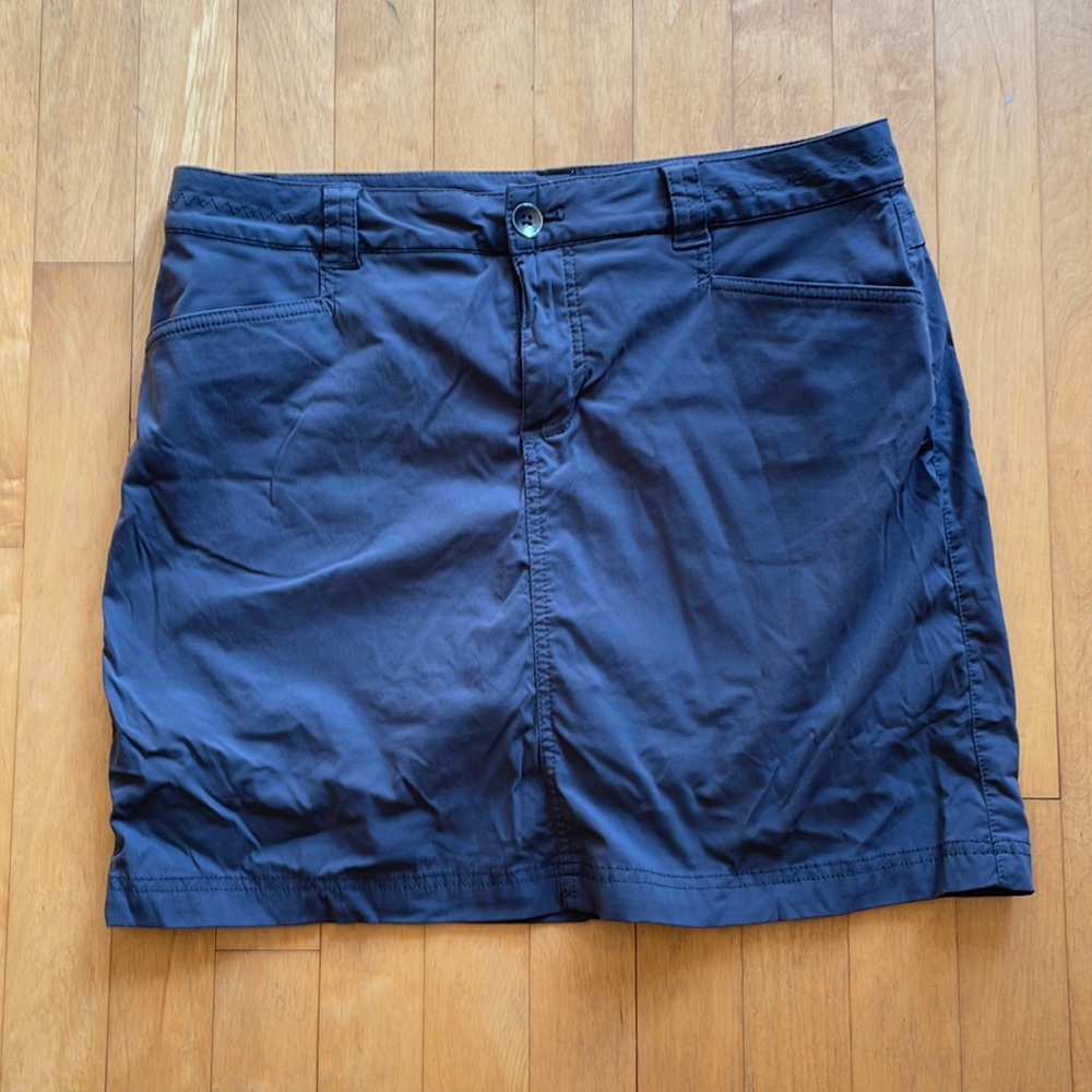 Grey skort